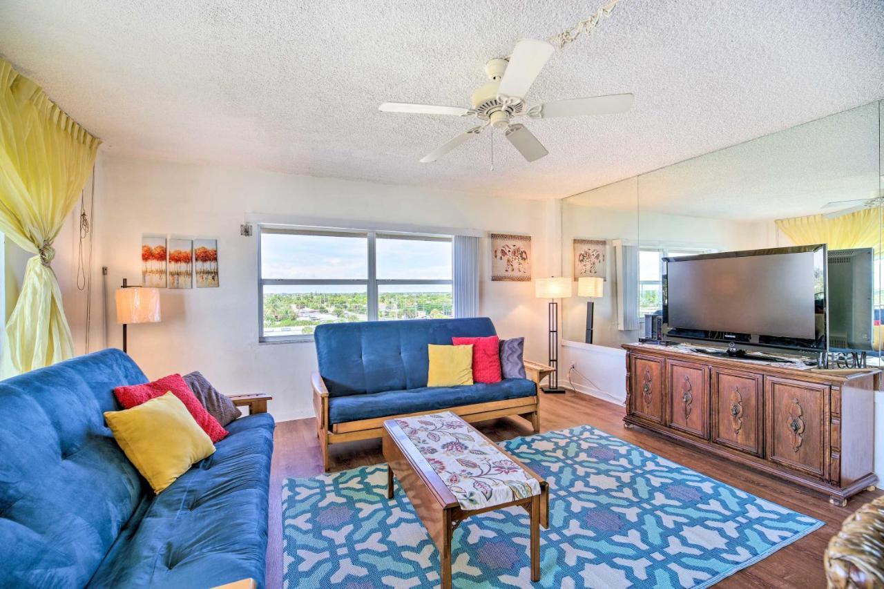 Pet-Friendly Satellite Beach Condo With Balcony! Exterior photo